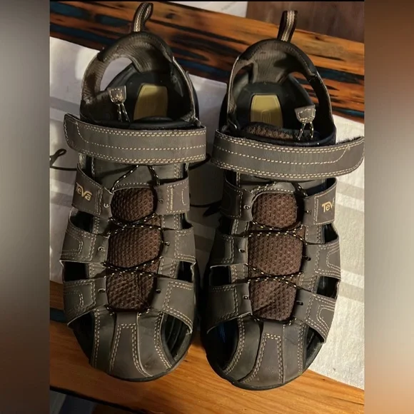 Teva | Shoes | Teva Forebay Fishermen Sandals Size 1 Shocpad  display picture 2